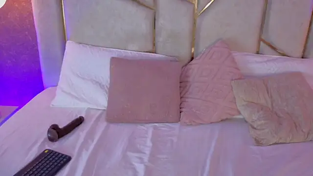 Isa_Roses élő XXX-chatje