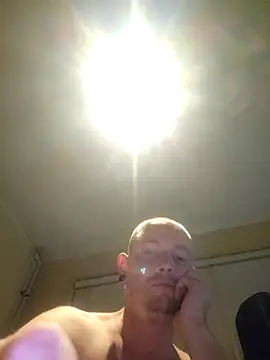 piercingpik Live XXX-chat