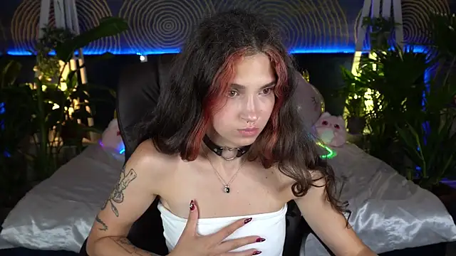 BabyFlowerr's Live XXX Chat