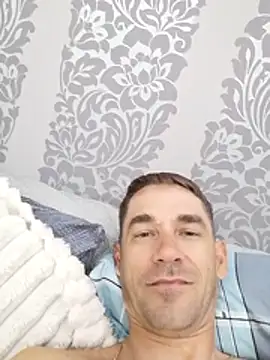 XXX chat uživo modela FreeRider111