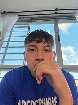 OLIVER_K Chat XXX in diretta