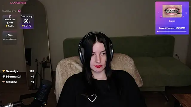 צ'אט XXX בשידור חי של Naomi_Velvet