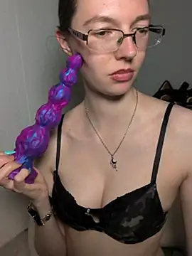 MrsCrazy18 live XXX chat