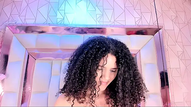 Lilithadams1 Adlı Modelin Canlı XXX Sohbeti