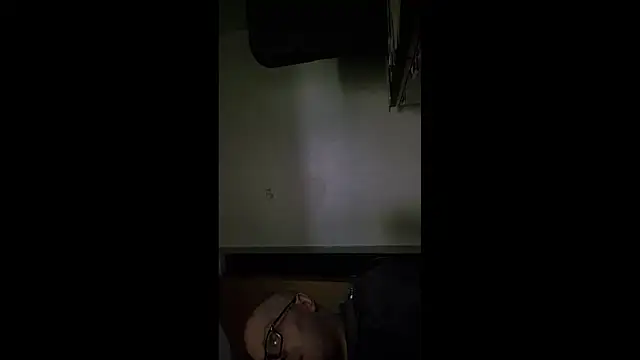 chronic_vibez's Live XXX Chat