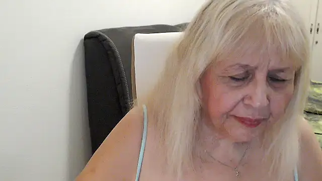 SusiLifeXXX: απευθείας συνομιλία ΧΧΧ