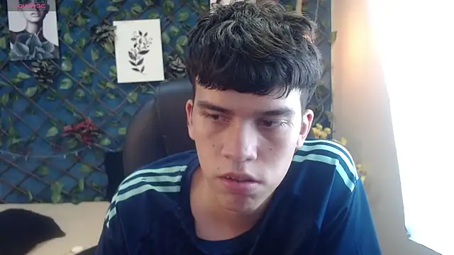 XXX chat uživo modela jac_cox