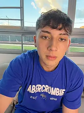 XXX chat uživo modela OLIVER_K