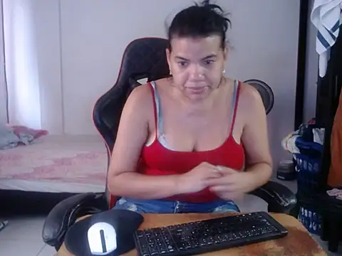 Adriana_0312 – Live XXX-chat