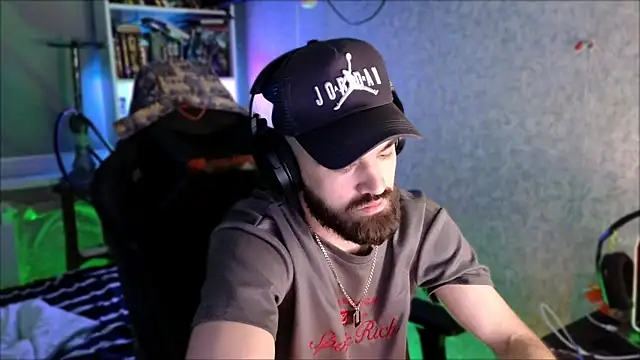 Chat XXX Live _Serious_Man