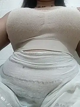 Chat +18 de cute-mahek ao vivo