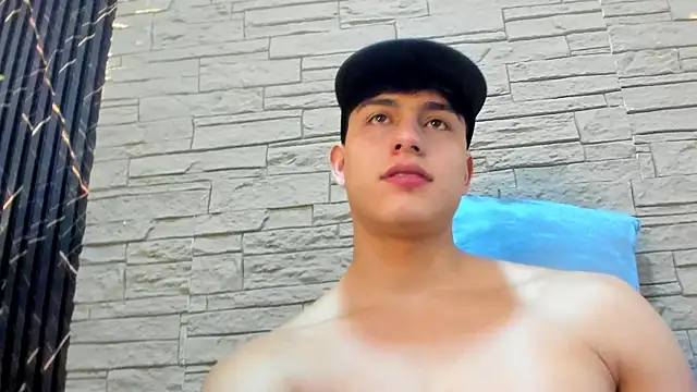 Lander_Cruz – Naživo XXX chat