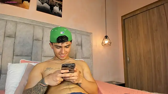 Онлайн чат XXX Kairoxxx_