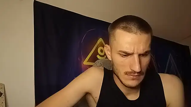 Czat XXX na żywo – yoyoboy988