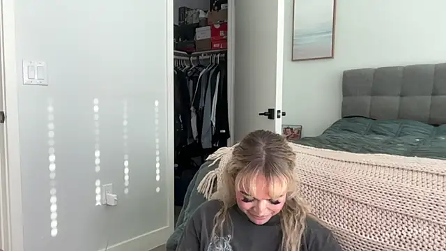 ElenaErickson – Naživo XXX chat