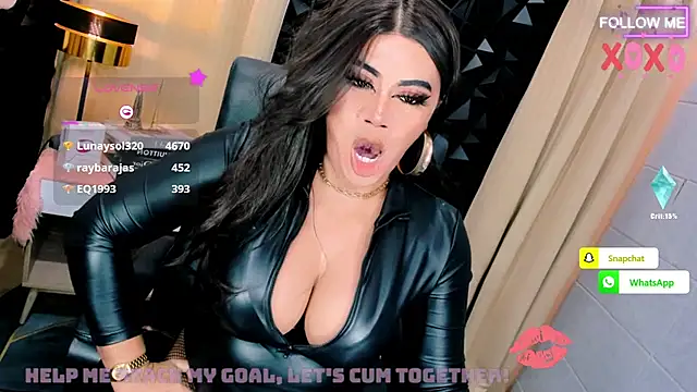 HugeMagnificent11inCock Adlı Modelin Canlı XXX Sohbeti