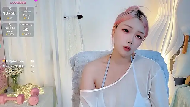 -Nini-- 现场XXX聊天