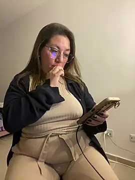 SCARLET-20 Live XXX-chat