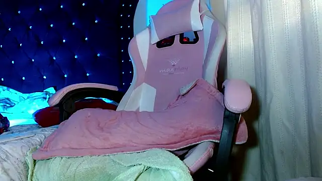 Nasty_queen_sofia: απευθείας συνομιλία ΧΧΧ