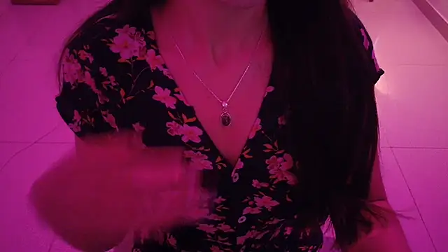 MidnightFlame Chat XXX live