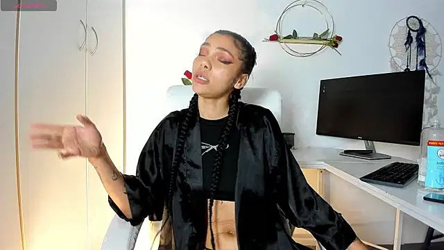 TattoedLexi_ Live XXX-chat