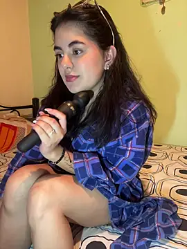 צ'אט XXX בשידור חי של kaeliamoon