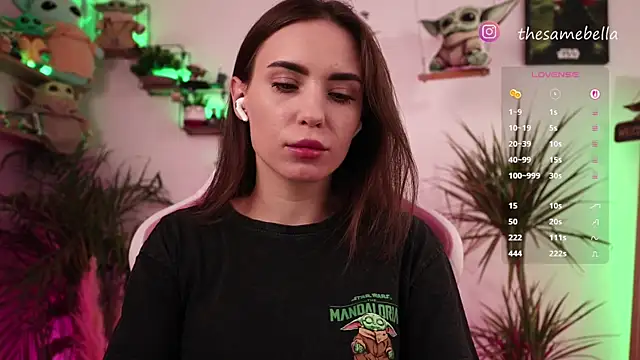 -BabyYoda Live XXX Chat