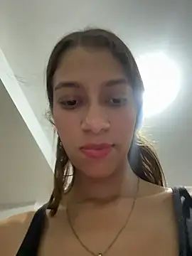 Chat +18 de Vanneskk ao vivo