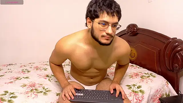Chat +18 de Kael_Switch ao vivo