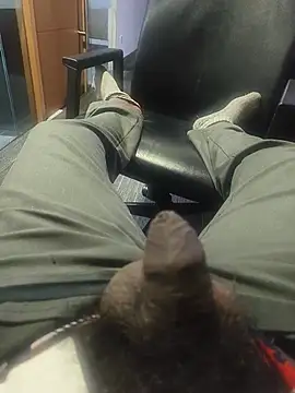 hotboy43339 XXX чат на живо