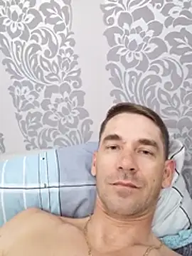 FreeRider111 Live XXX-chat