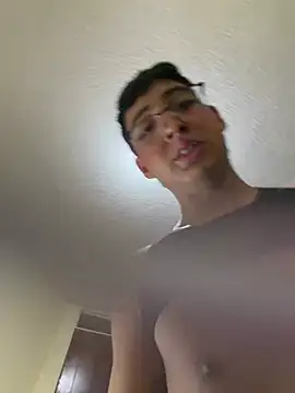 Czat XXX na żywo – Andrew_sissy