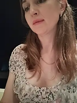 irresistibelle's Live XXX Chat