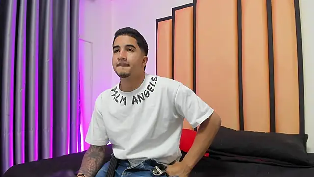 Mily_Mark: απευθείας συνομιλία ΧΧΧ