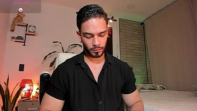 Josseph1_'s Live XXX Chat