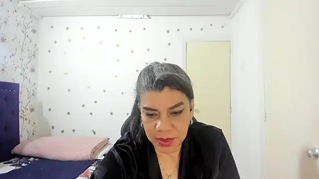 vikyadams Live XXX-Chat