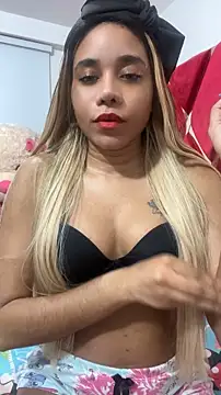 roxana_cartagena XXX чат на живо