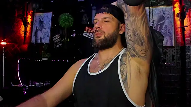 XXX chat uživo modela LexHardy