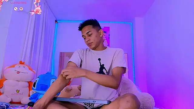 dilan_alfonzo's Live XXX Chat
