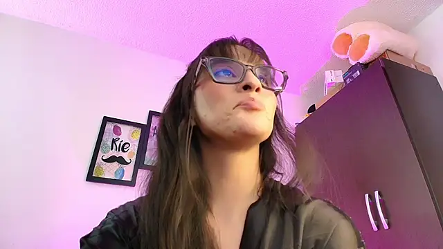 mariaan_m_'s Live XXX Chat