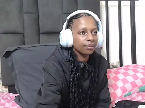 Mushkybae Chat XXX in diretta