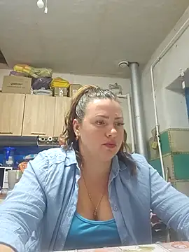 XXX chat uživo modela Jyleta