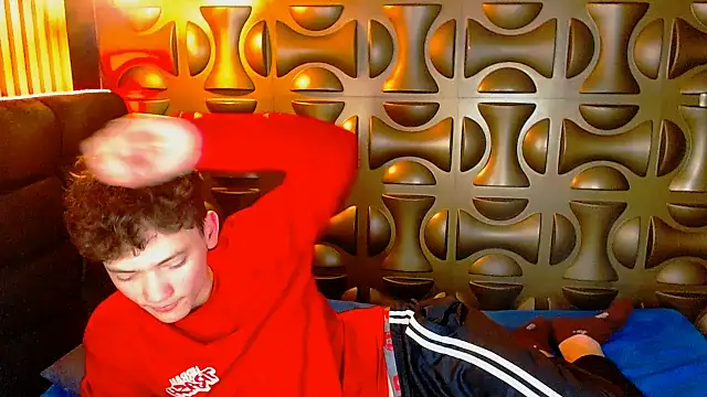 cruz_dante Chat XXX in diretta