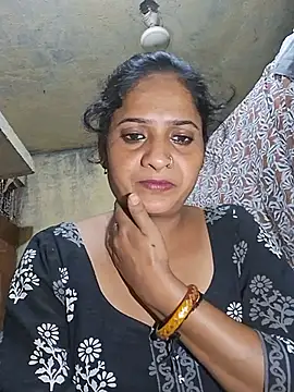 Pooja_pandey Chat XXX live