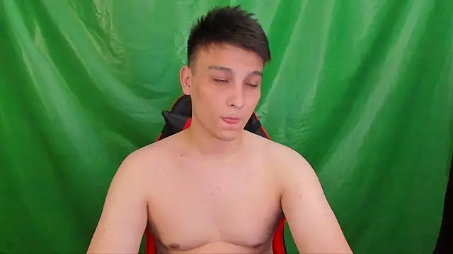 Justin_time111 – Naživo XXX chat