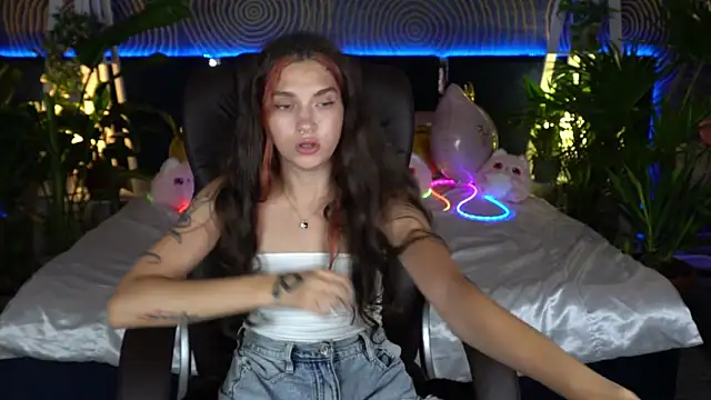 BabyFlowerr's Live XXX Chat