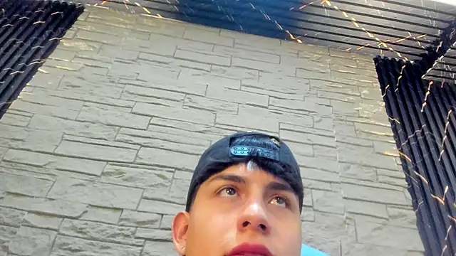 Lander_Cruz Live XXX-Chat