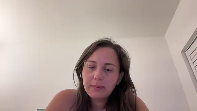 bellag825's Live XXX Chat