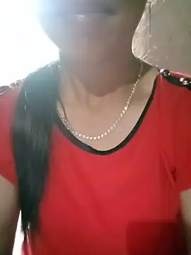Helen-nn Adlı Modelin Canlı XXX Sohbeti
