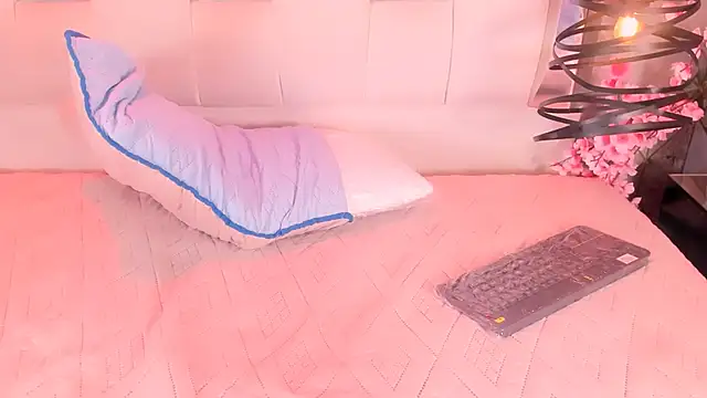 Czat XXX na żywo – Violetbellarose1